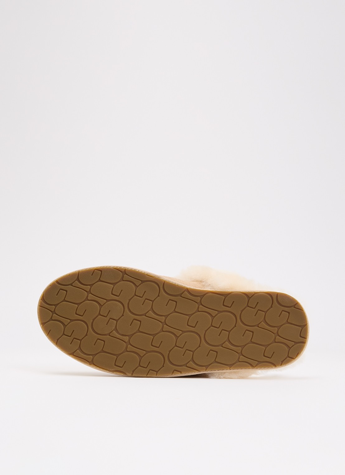 UGG Scuffette II pantoffel met schapenvacht  - detail 3 zand