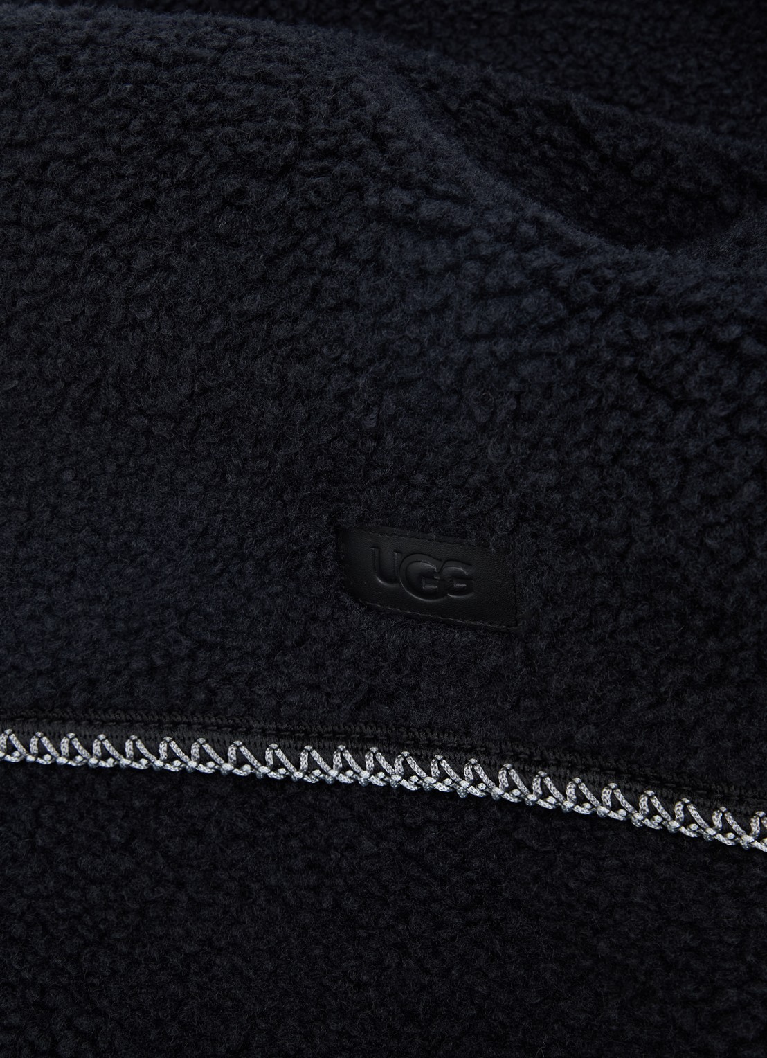 UGG Sjaal van teddy 200 x 20 cm - detail 2 zwart