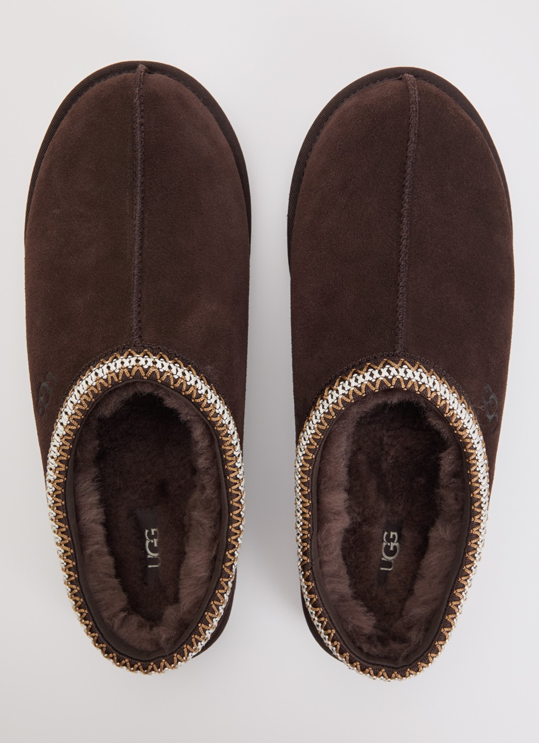 UGG Tasman ll instapper van suède - detail 2 donkerbruin