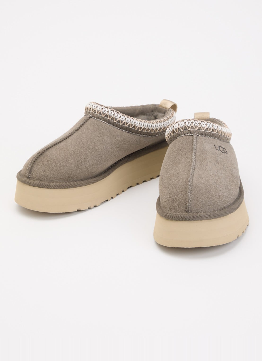 UGG Tazz II instapper van suède - detail 3 grijs