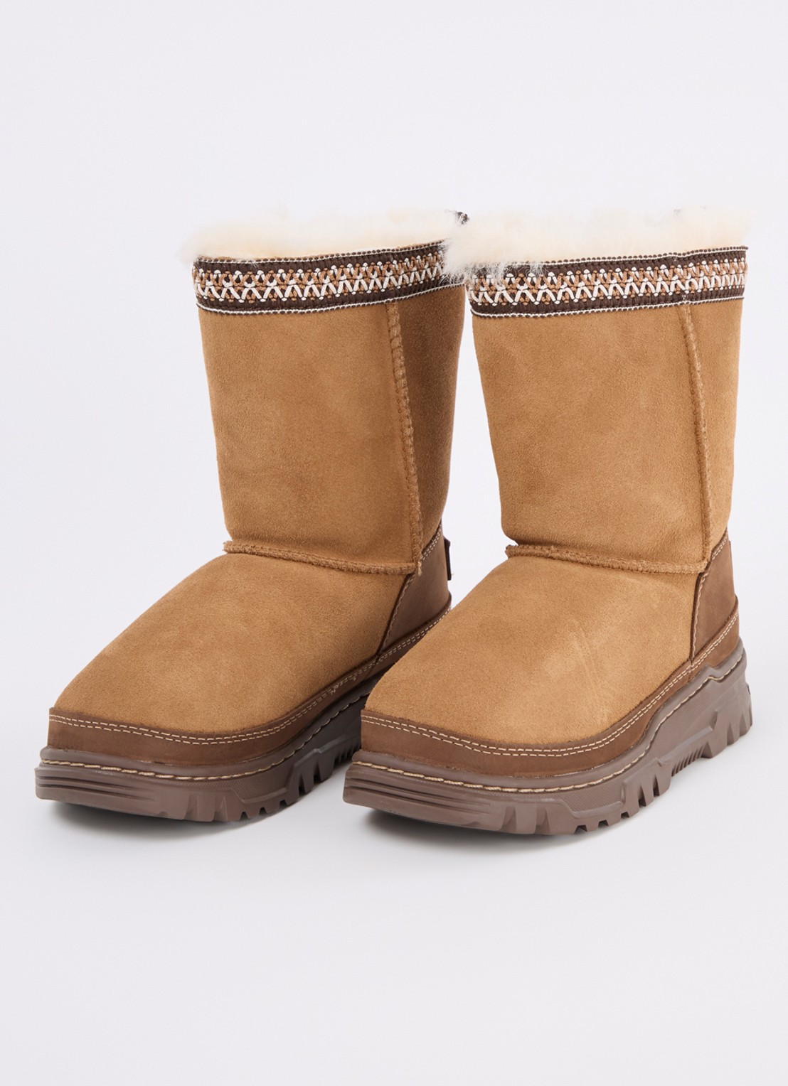 UGG Trailgazer laars van suède met details van leer - voorkant 3 bruin