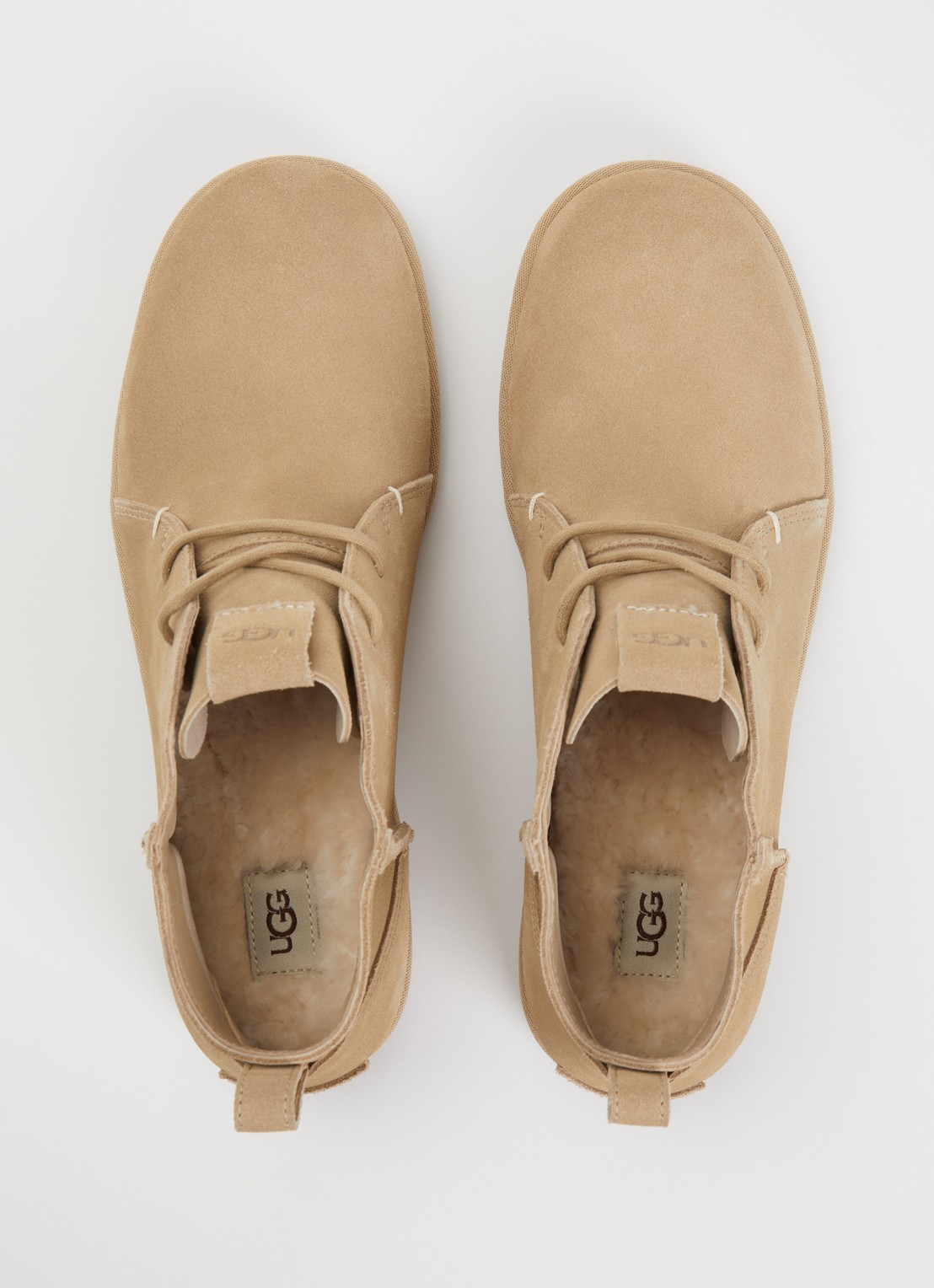 UGG W Classic veterboot van suède - detail 2 khaki