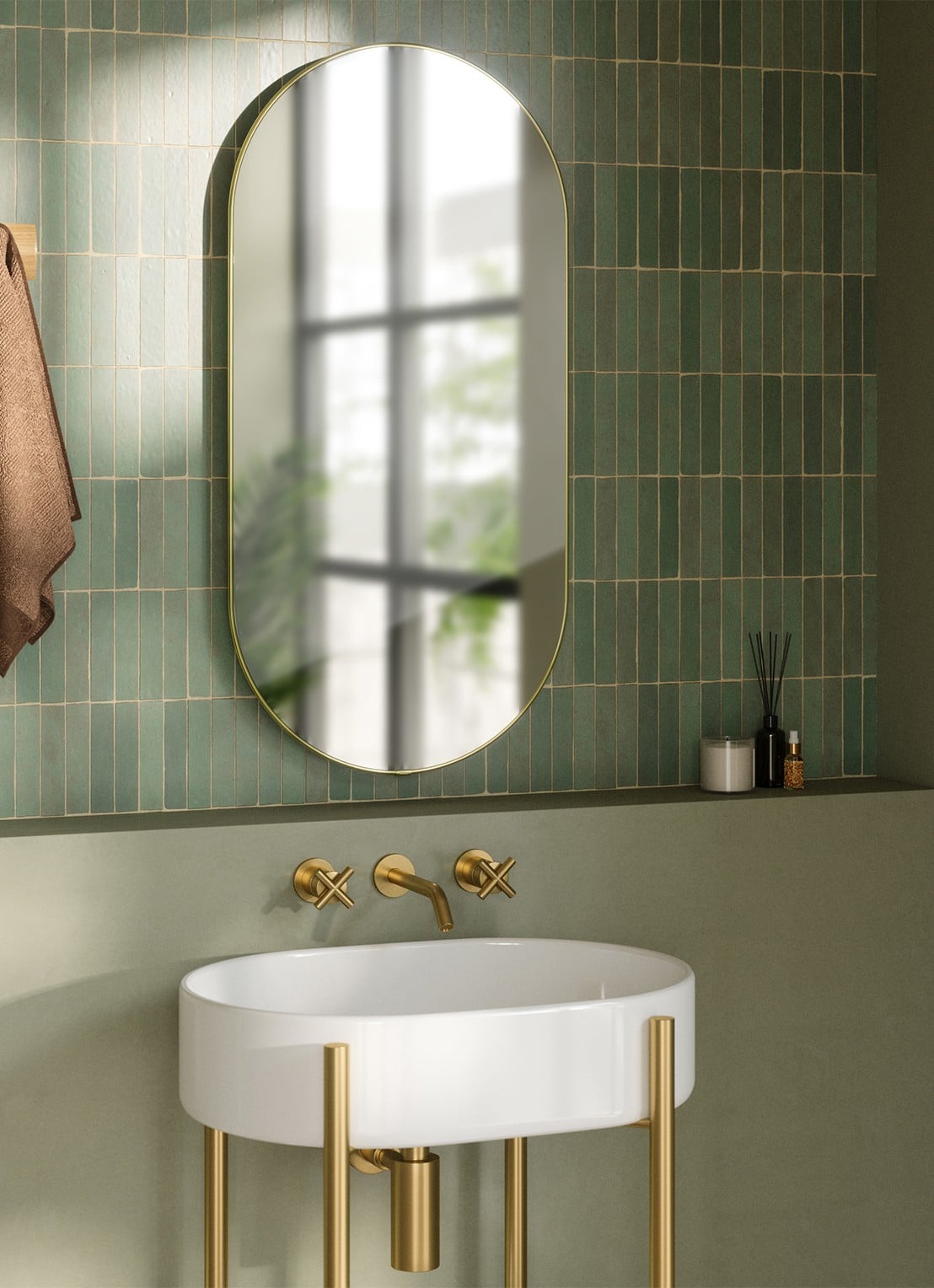 Umbra Hubba wandspiegel 91 x 45 cm - achterkant 3 zilver