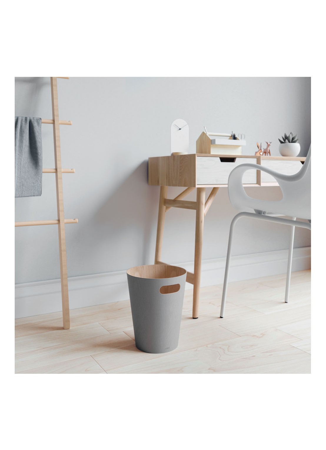Umbra Woodrow prullenbak 7,5 liter - voorkant 4 lichtgrijs