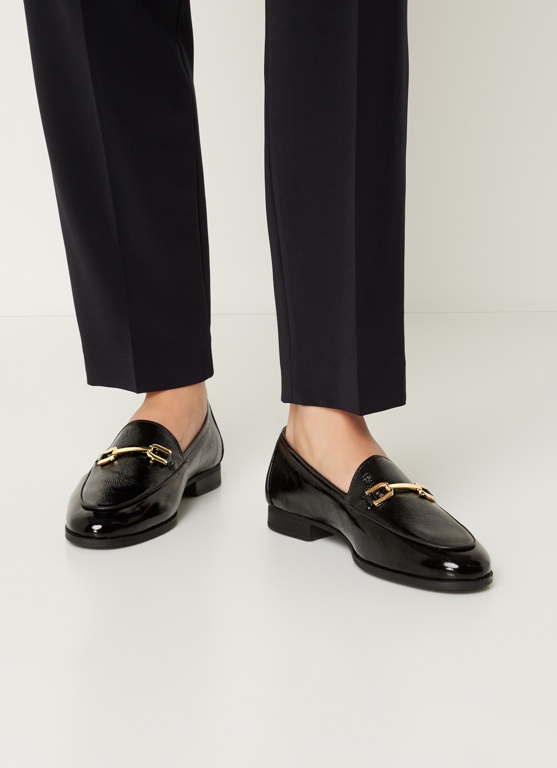 Unisa Daimiel loafer van lakleer - voorkant 2 zwart