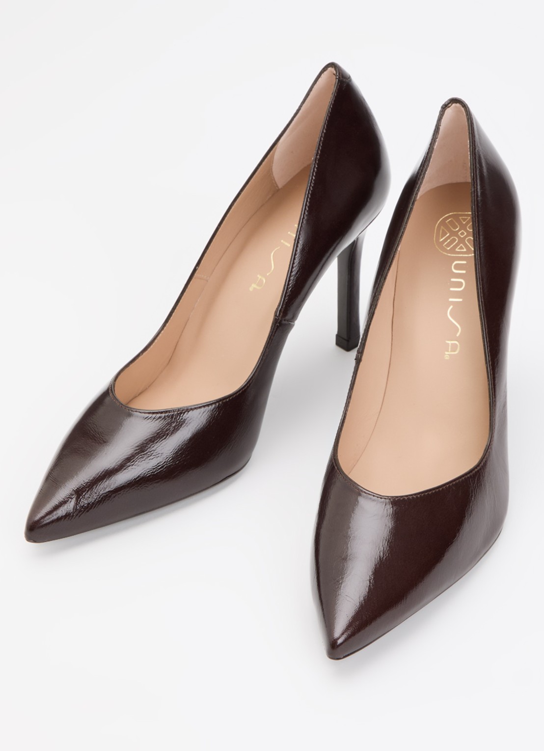 Unisa Teresa pump van leer met lakfinish - detail 2 donkerbruin