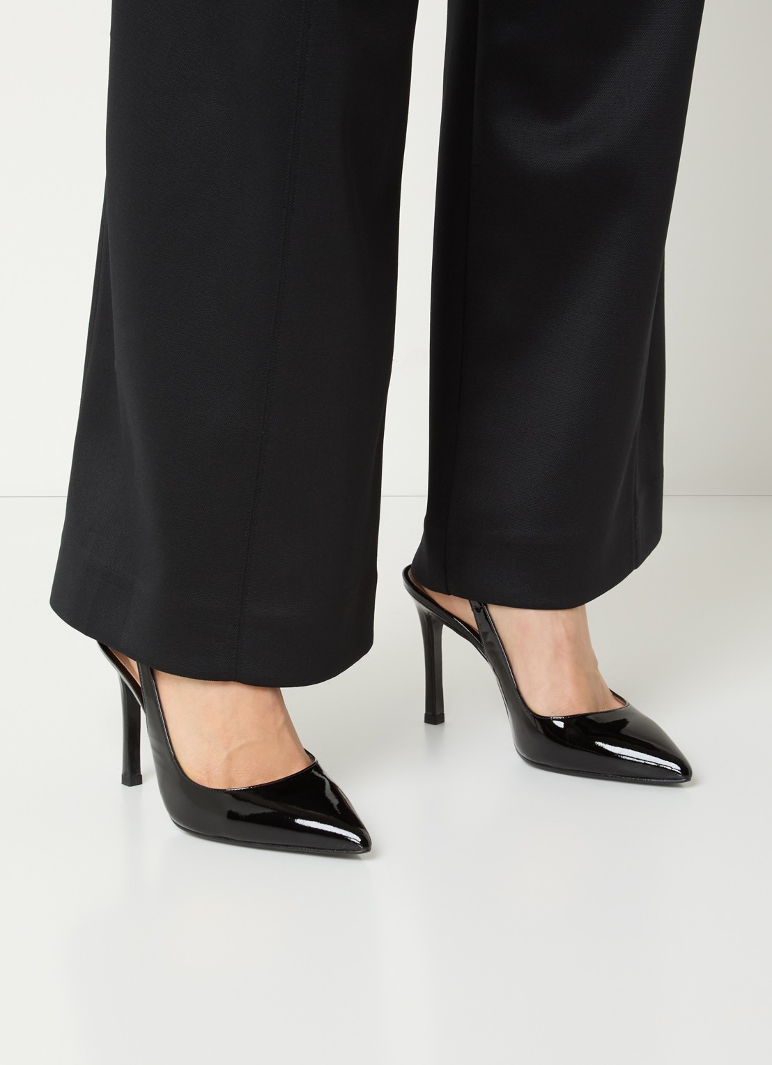 Unisa Terza slingback van lakleer - voorkant 3 zwart