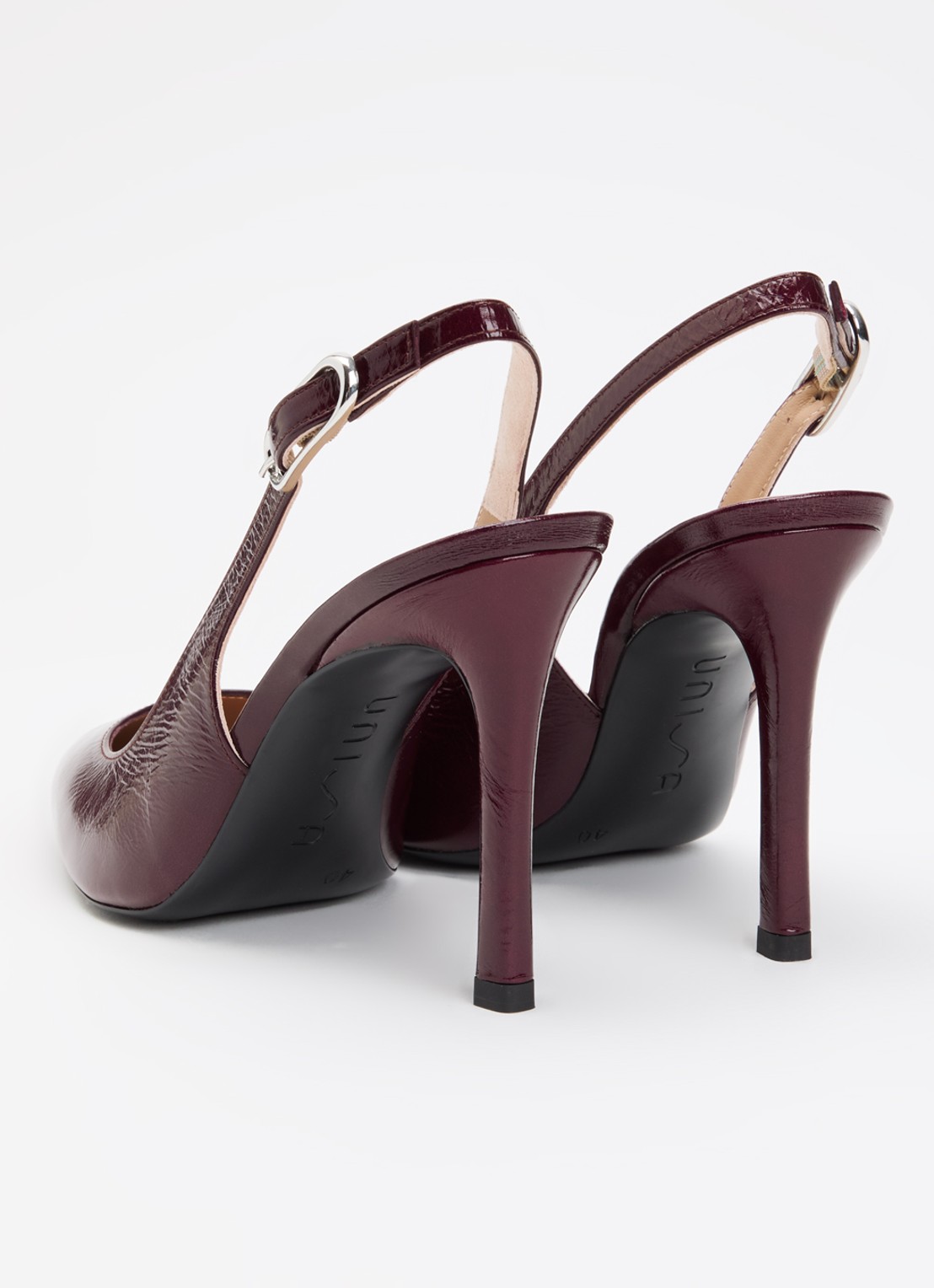 Unisa Terza slingback van leer met lakfinish - achterkant bordeauxrood