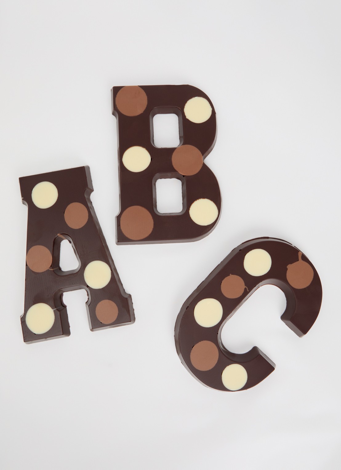 Urban Cacao Pure chocoladeletter gevlekt 200 gram - detail a