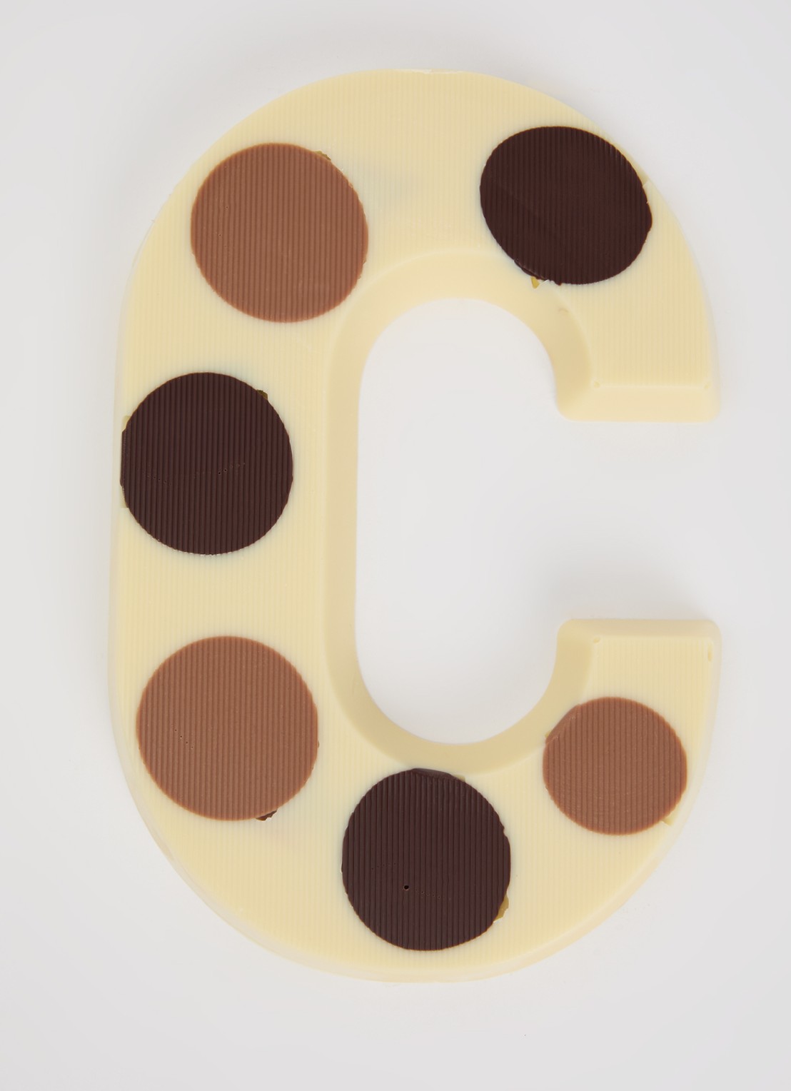 Urban Cacao Witte chocoladeletter gevlekt 200 gram - voorkant 2 c