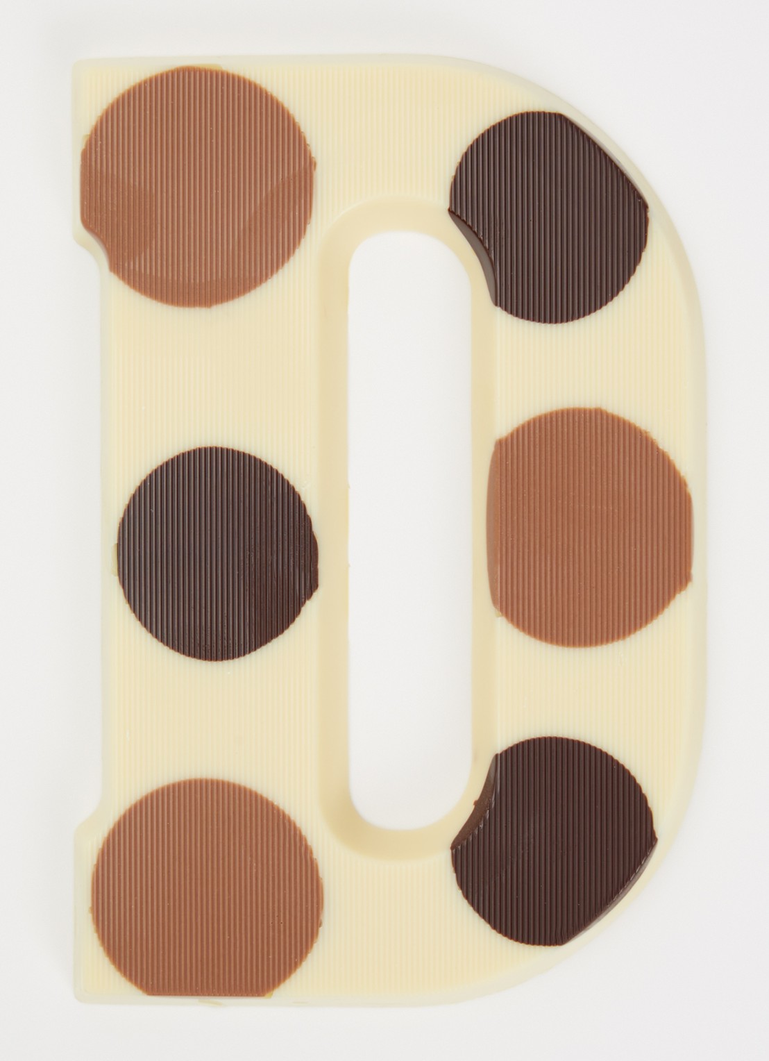 Urban Cacao Witte chocoladeletter gevlekt 200 gram - voorkant 2 d