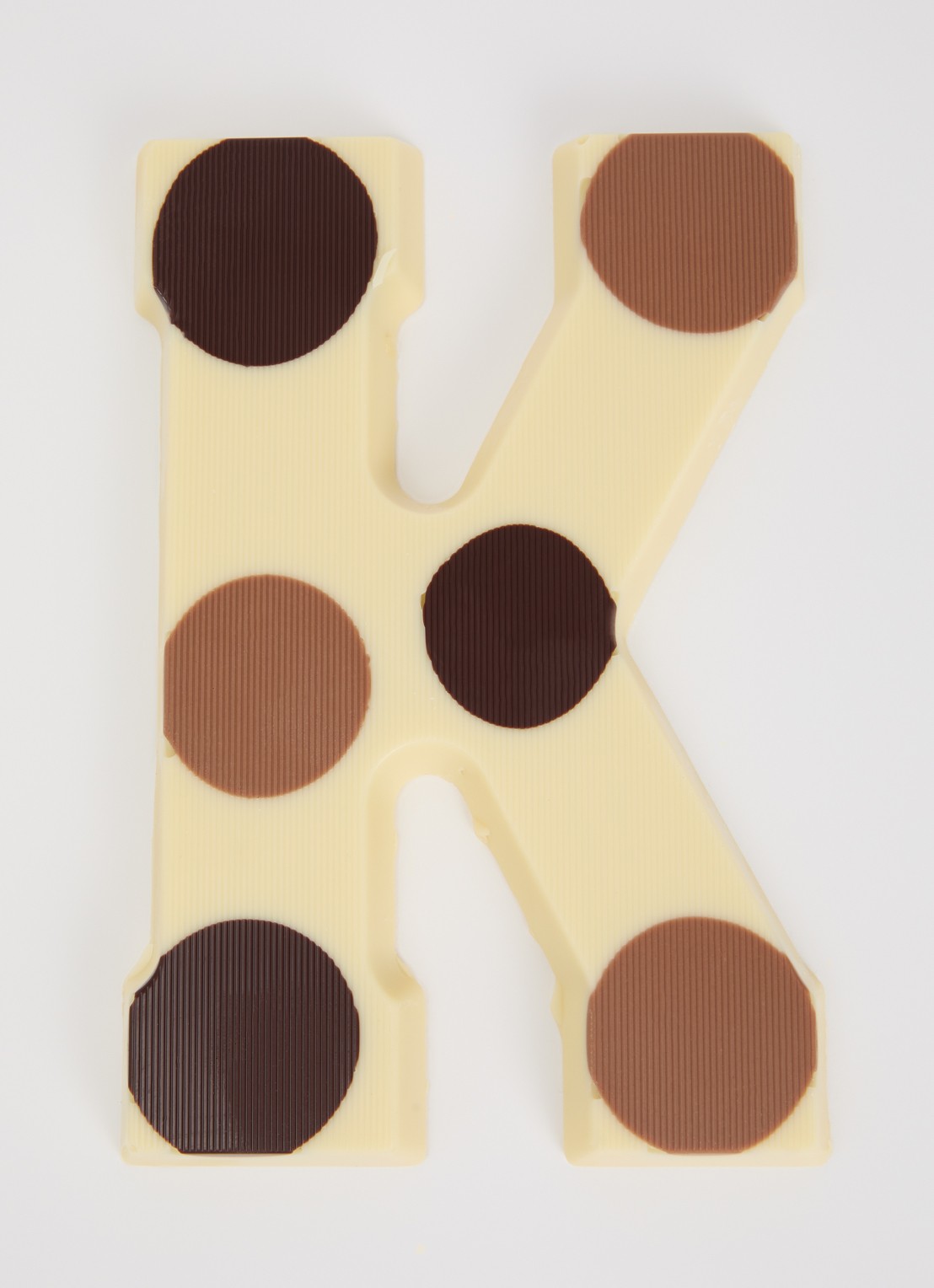 Urban Cacao Witte chocoladeletter gevlekt 200 gram - voorkant 2 k