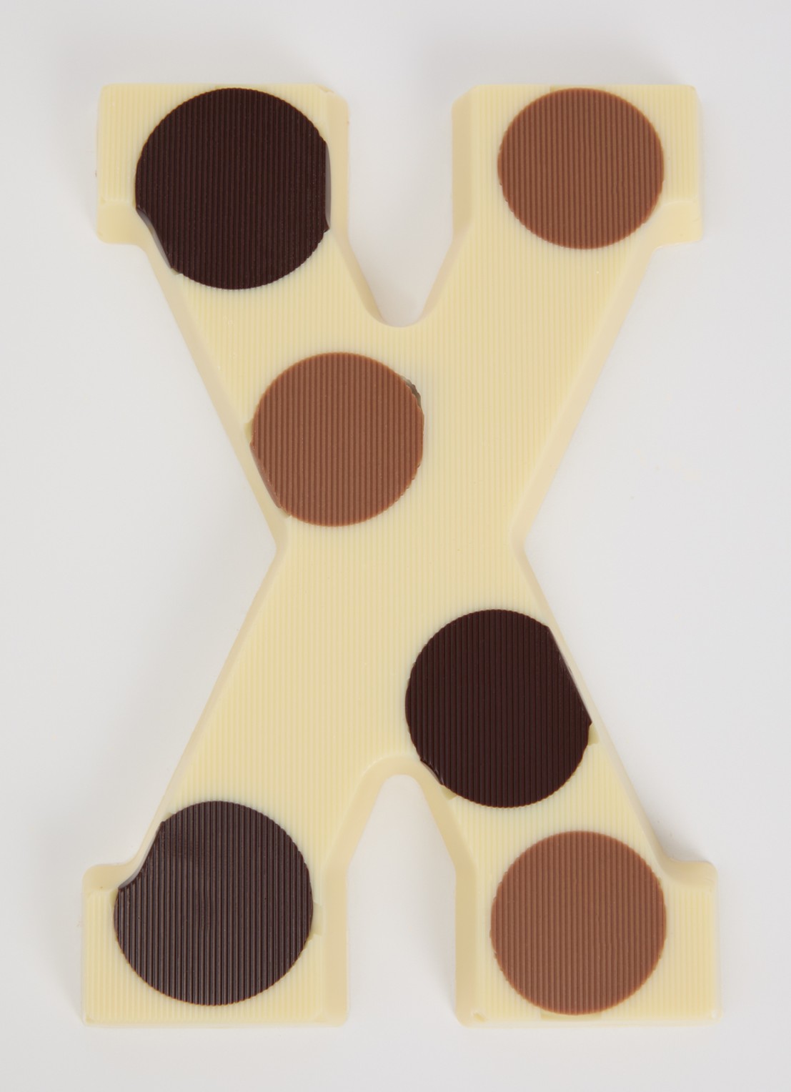 Urban Cacao Witte chocoladeletter gevlekt 200 gram - voorkant 2 x