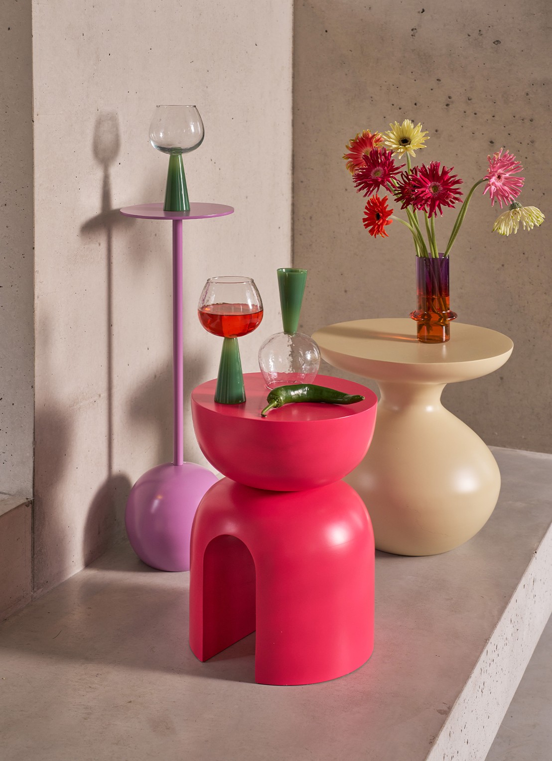 Urban Nature Culture Boje bijzettafel 40 x 30 cm - voorkant 6 fuchsia