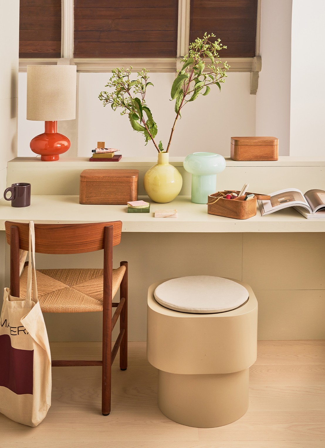Urban Nature Culture Costa vaas 25 cm - voorkant 5 beige