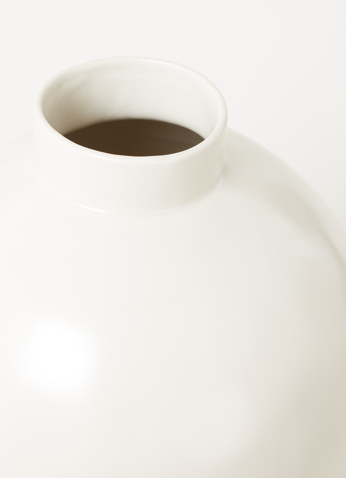 Urban Nature Culture Hush vaas 35,3 cm - detail 3 wit