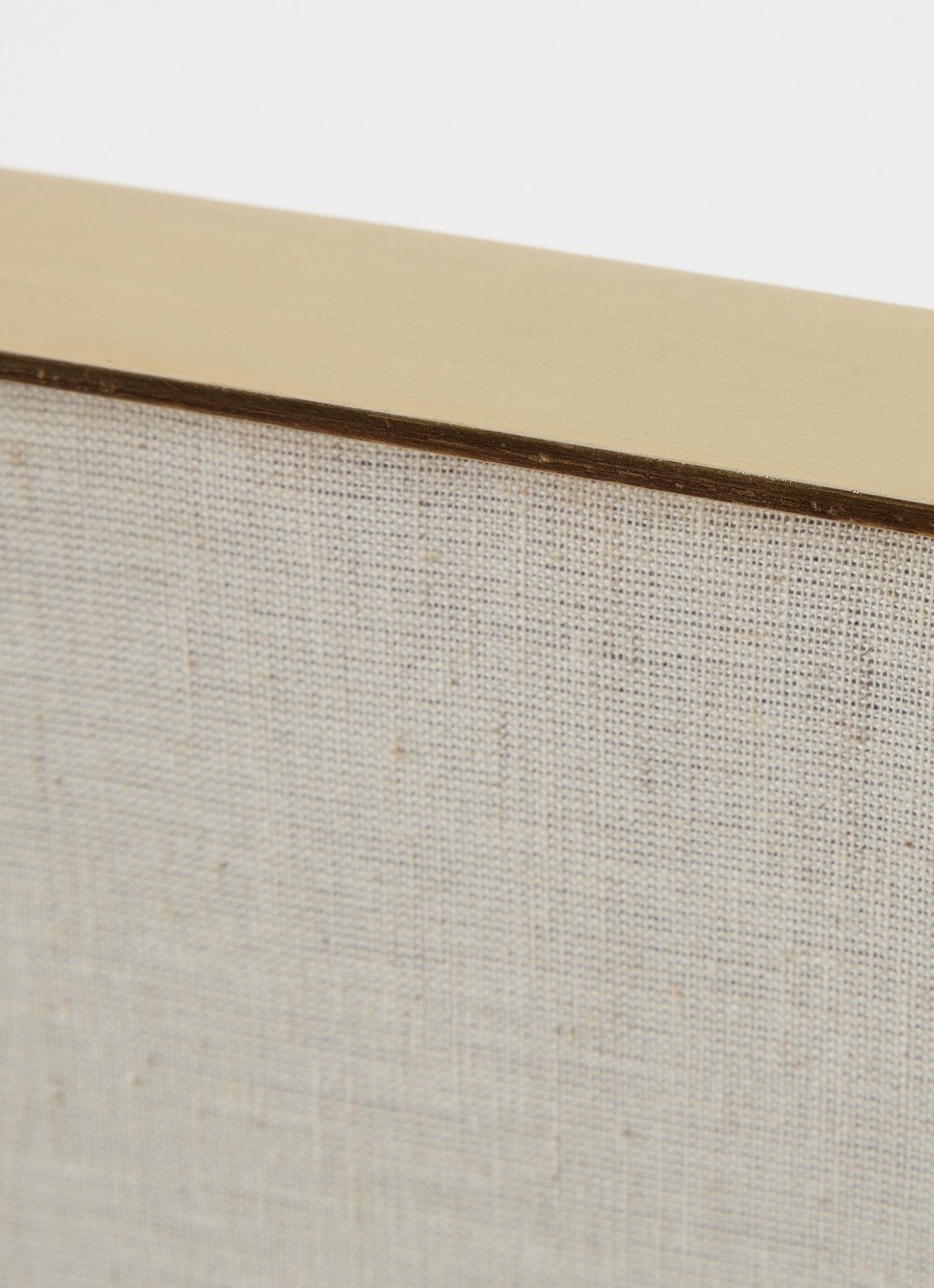 Urban Nature Culture Prikbord 45 x 80 cm - detail goud