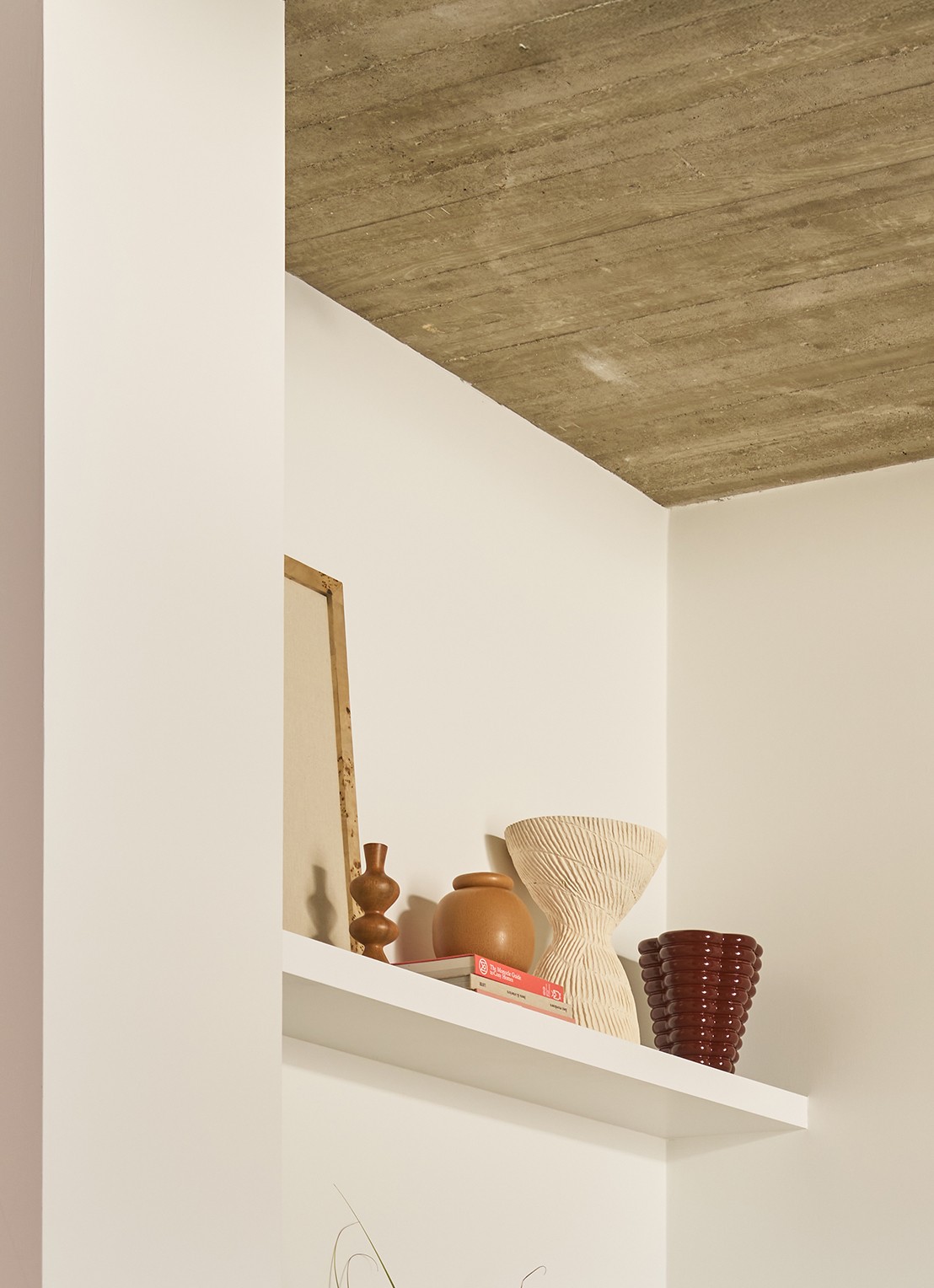 Urban Nature Culture Rosha kandelaar 22 cm - voorkant 3 bruin