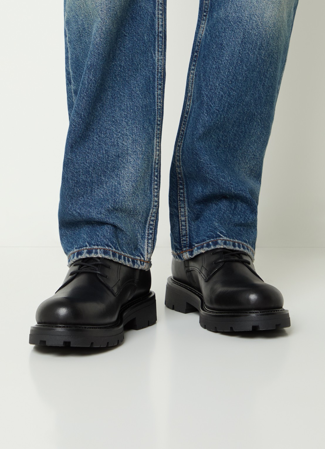 Vagabond Shoemakers Cameron veterboot van leer - voorkant 3 zwart
