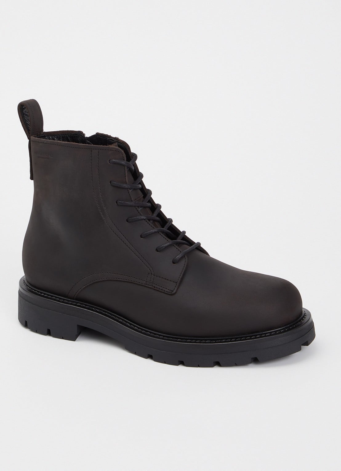 Vagabond Shoemakers Cameron veterboot van leer - voorkant 4 donkerbruin