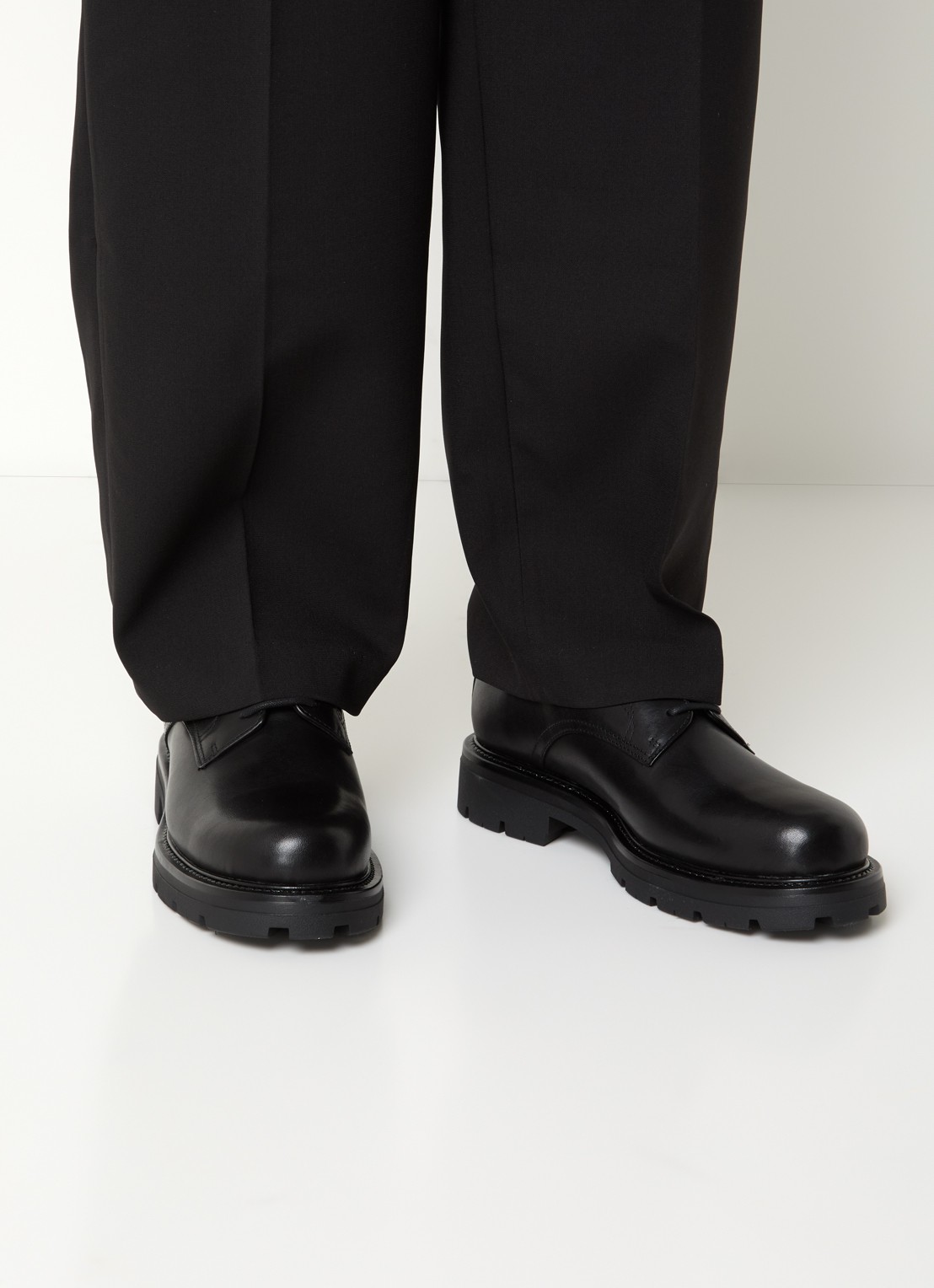Vagabond Shoemakers Cameron veterschoen van leer - voorkant 2 zwart