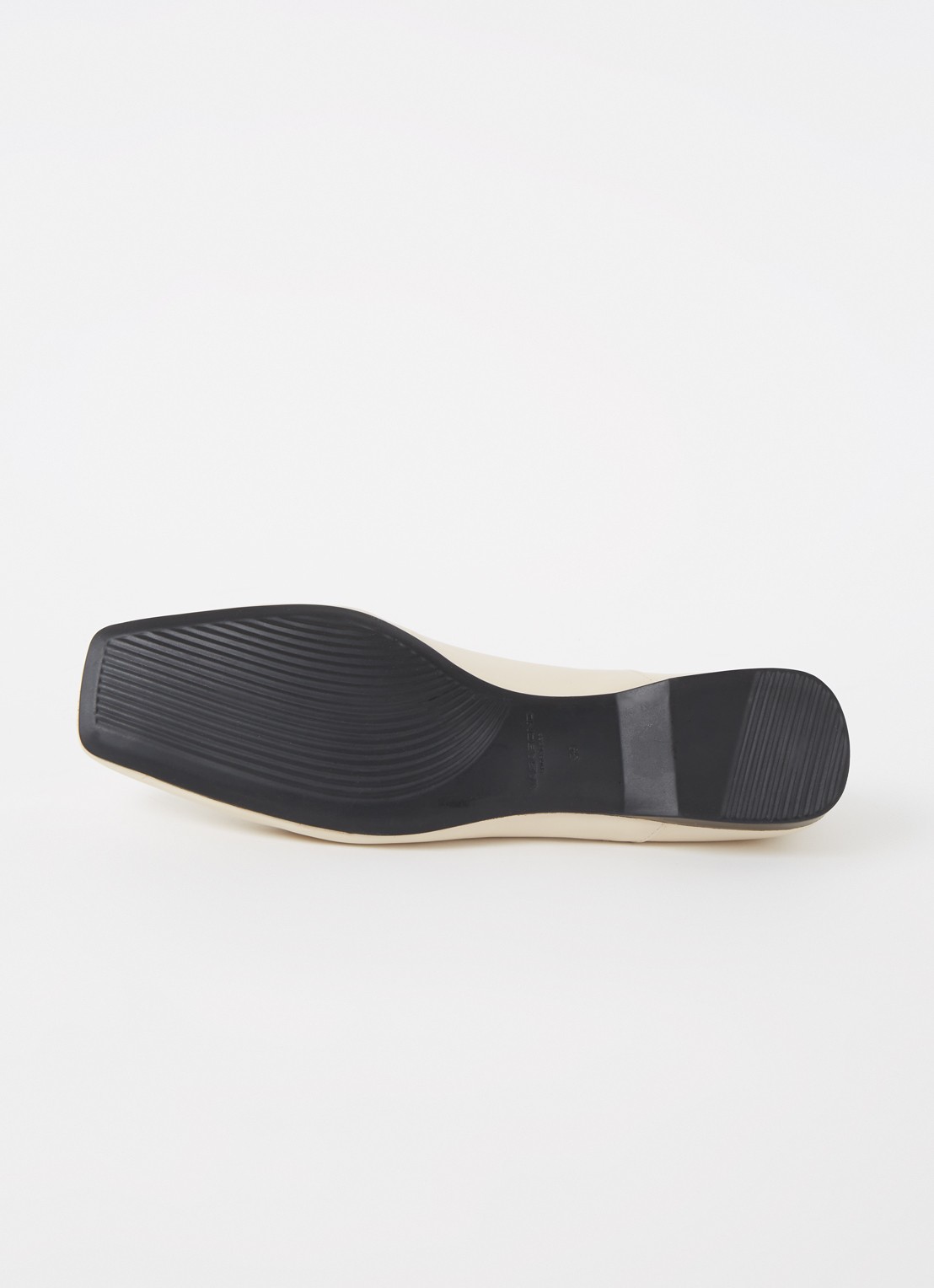 Vagabond Shoemakers Delia ballerina van leer - detail 6 gebroken wit