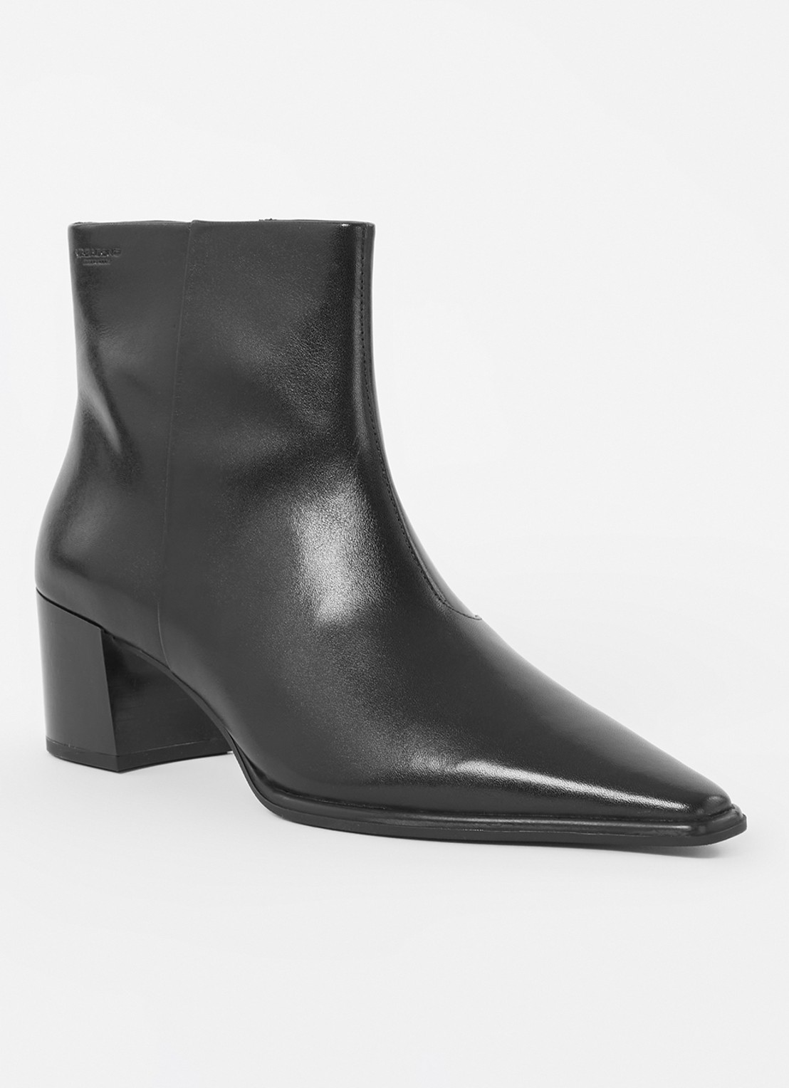Vagabond Shoemakers Giselle enkellaarsje van leer - voorkant 3 zwart