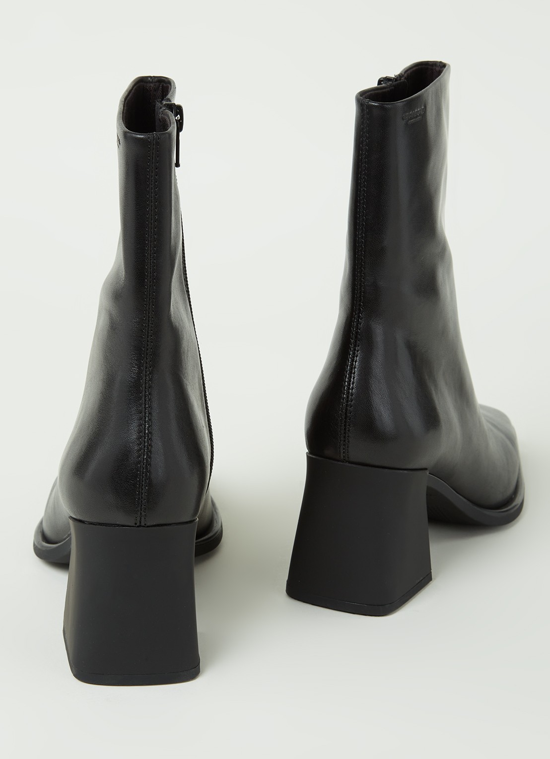 Vagabond Shoemakers Hedda enkellaarsje van leer - detail 2 zwart