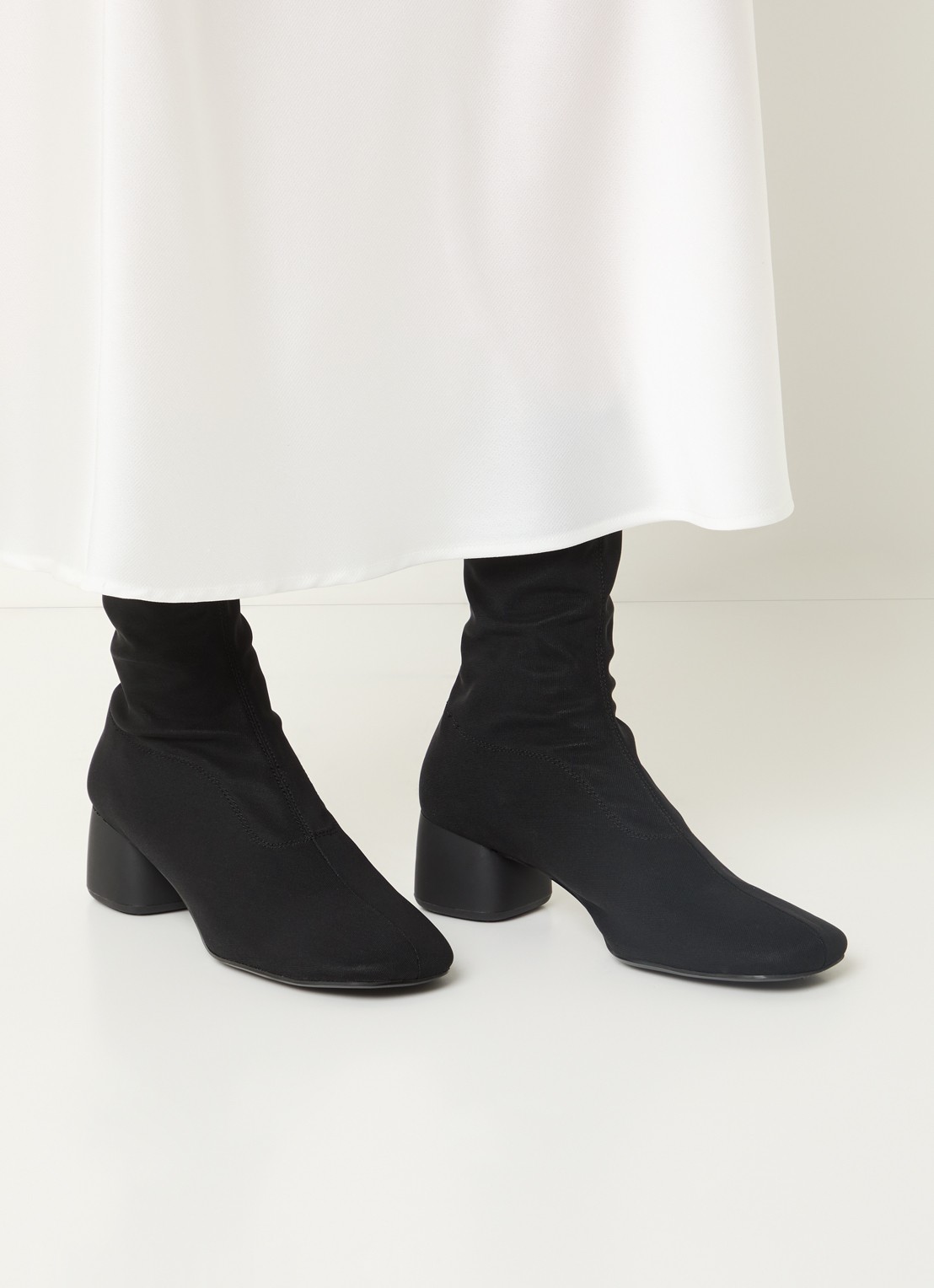 Vagabond Shoemakers Livia enkellaarsje  - voorkant 3 zwart