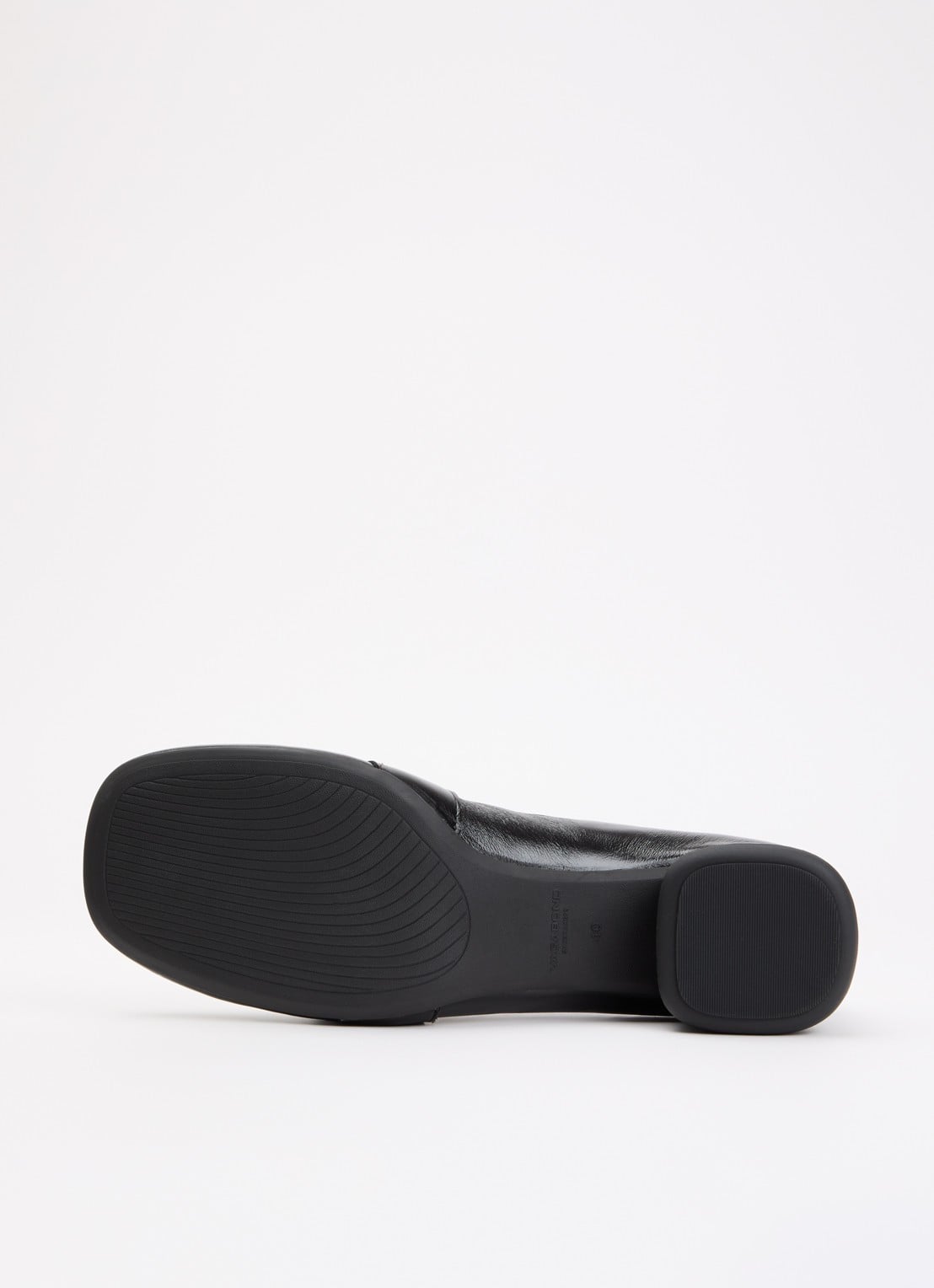 Vagabond Shoemakers Livia pump van leer met gespdetail - detail 6 zwart
