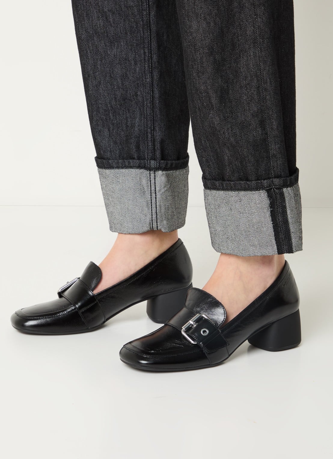 Vagabond Shoemakers Livia pump van leer met gespdetail - voorkant 3 zwart