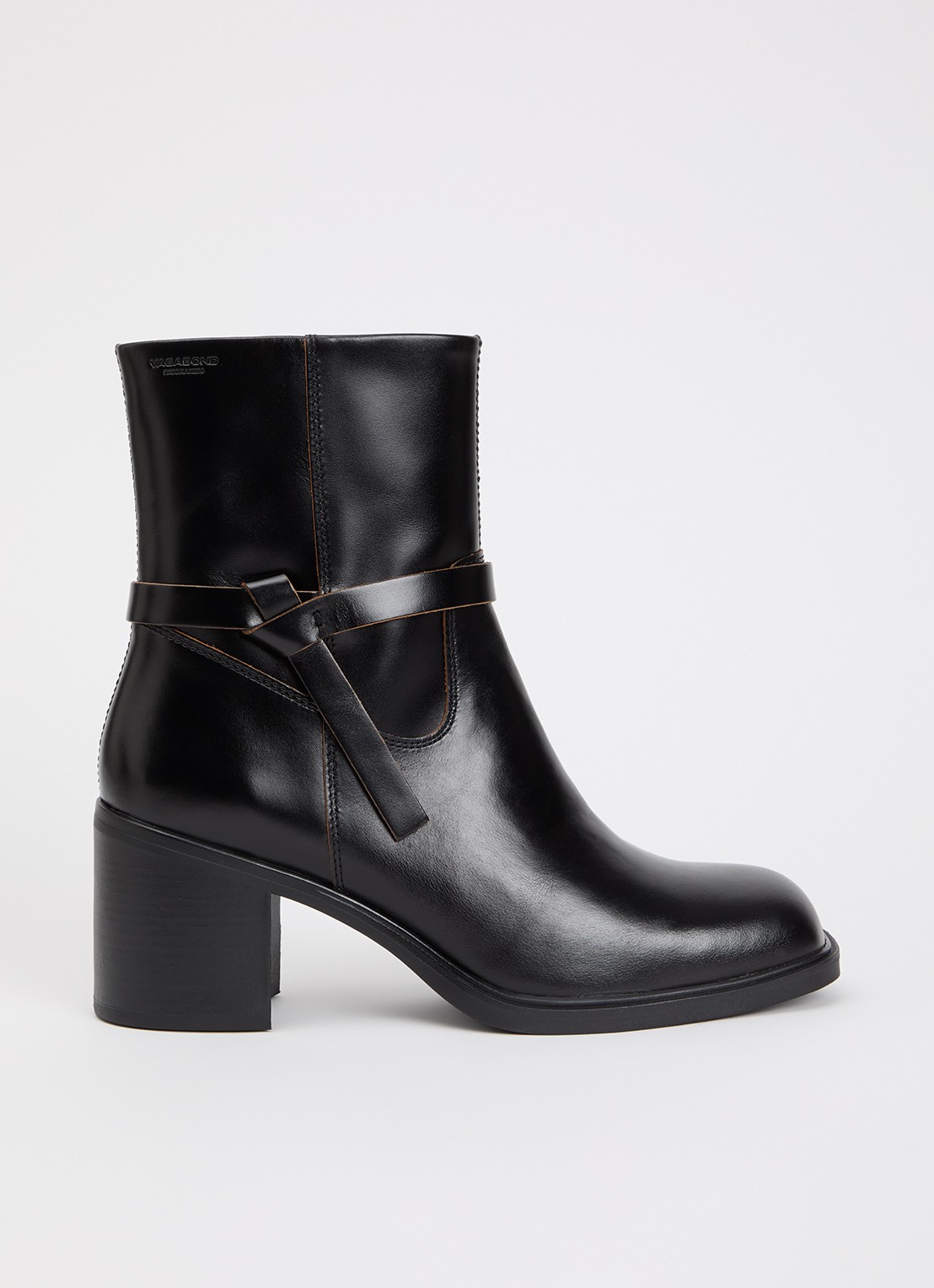 Vagabond Shoemakers Meryl enkellaarsje van leer - voorkant 4 zwart
