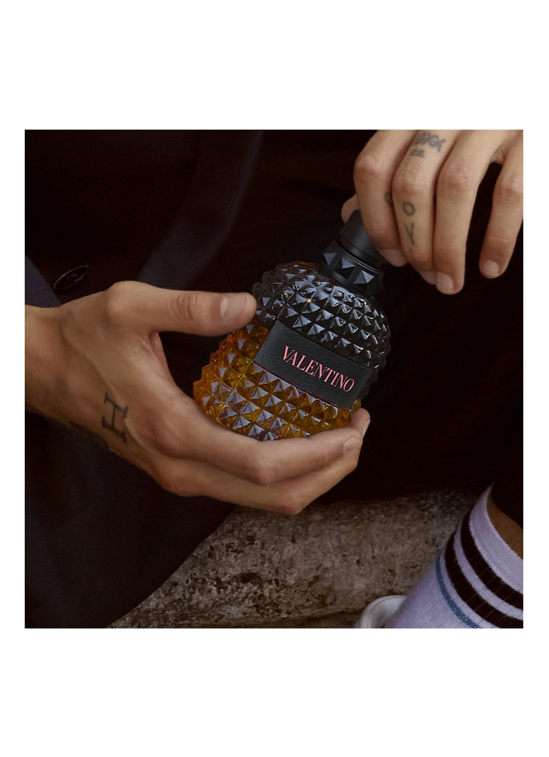 Valentino Born in Roma Uomo Coral Fantasy Eau de Toilette - detail 4 undefined