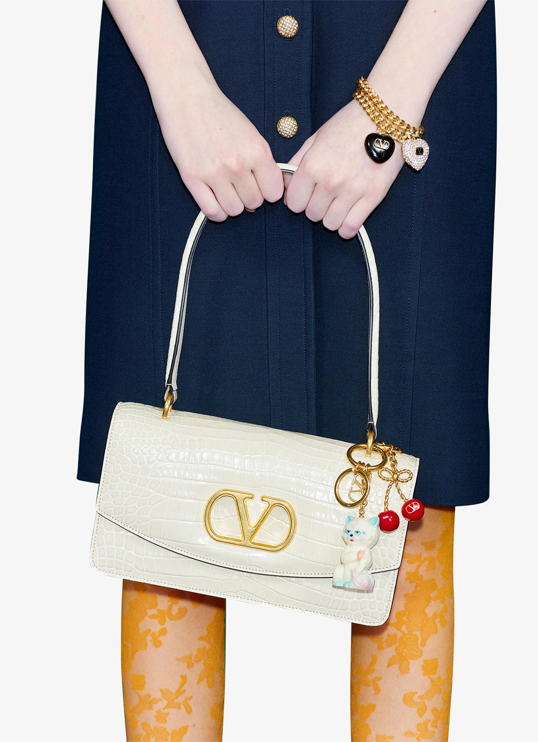 Valentino Garavani Armband met bedel - detail 4 goud