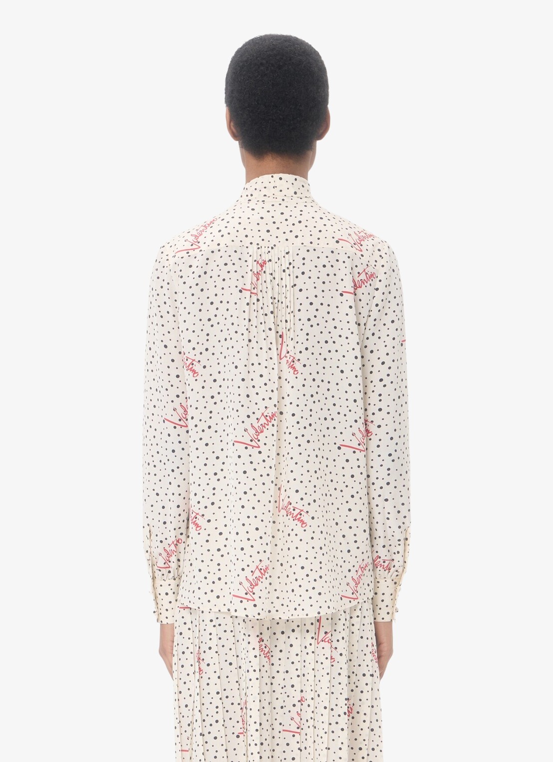 Valentino Garavani Blouse van zijde met logoprint en strikkraag - achterkant creme