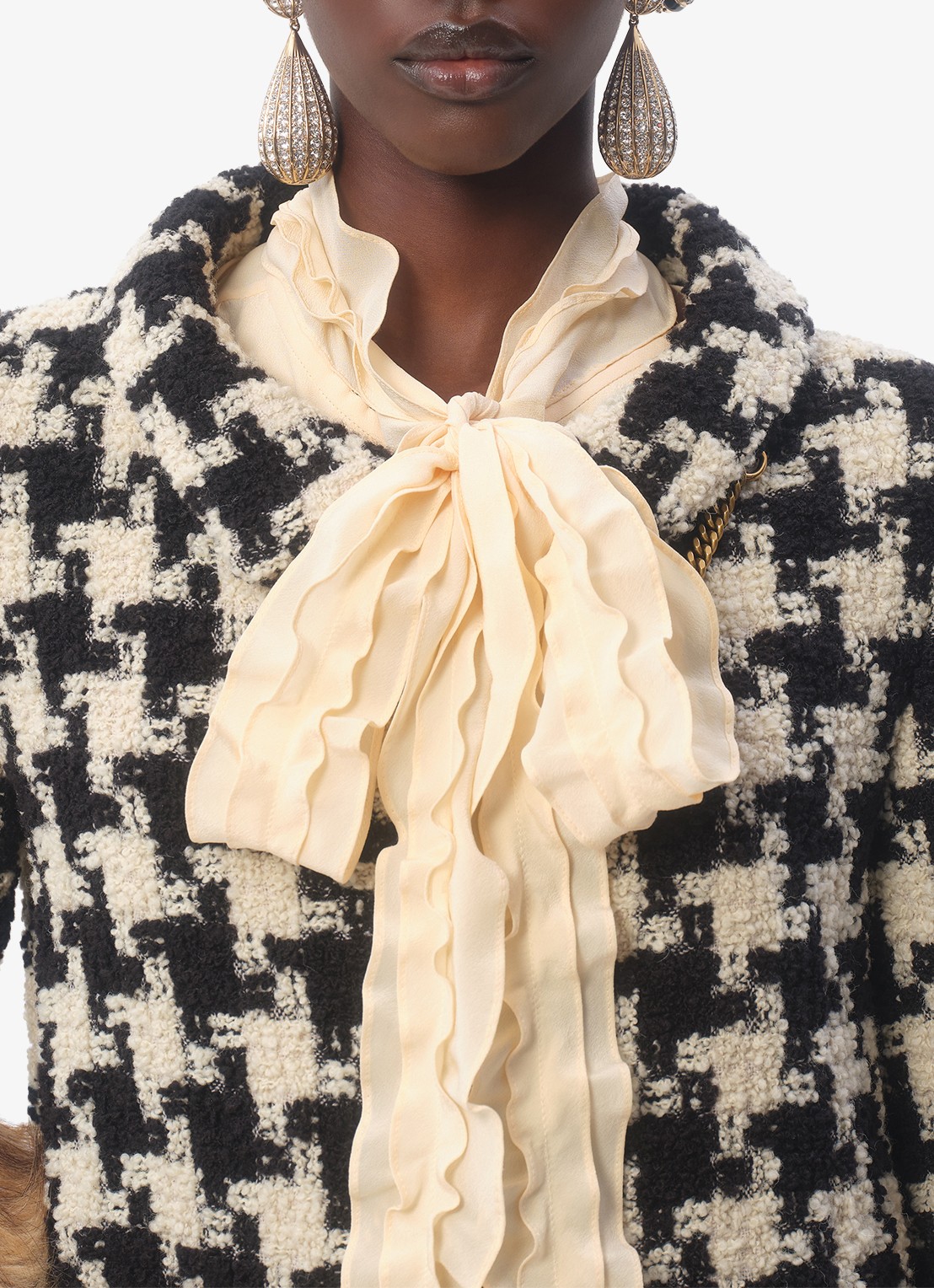 Valentino Garavani Blouse van zijde met strikkraag - detail 3 ivoor
