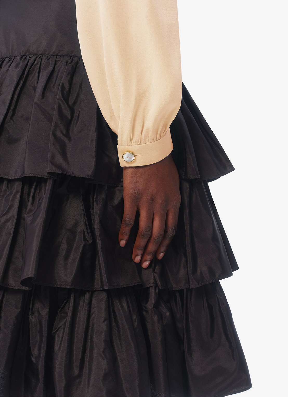 Valentino Garavani Blouse van zijde met strikkraag - detail 4 ivoor