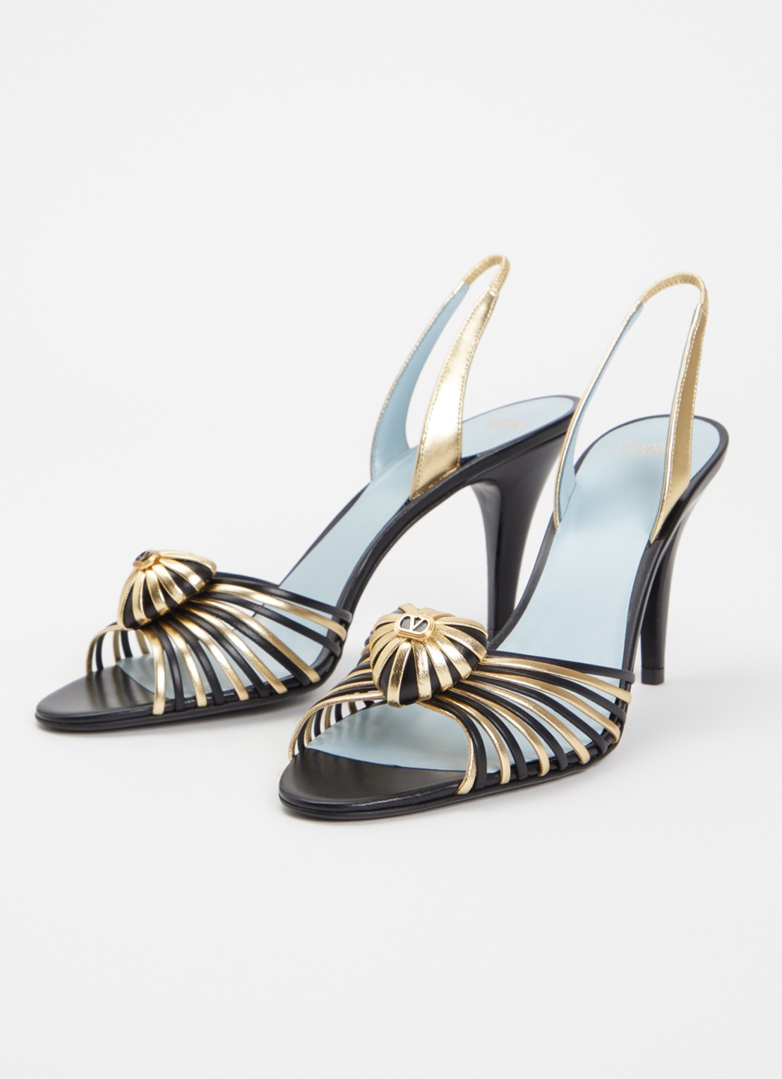 Valentino Garavani Coeur Royal sandalette van leer met metallic details - detail zwart