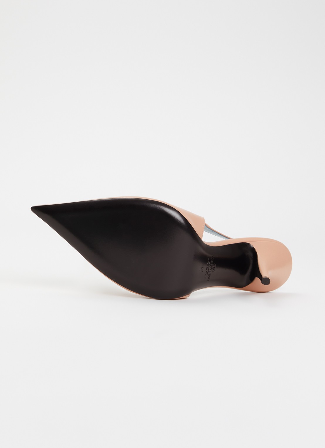 Valentino Garavani Coeur Royal slingback van geitenleer met applicatie - detail 4 lichtroze
