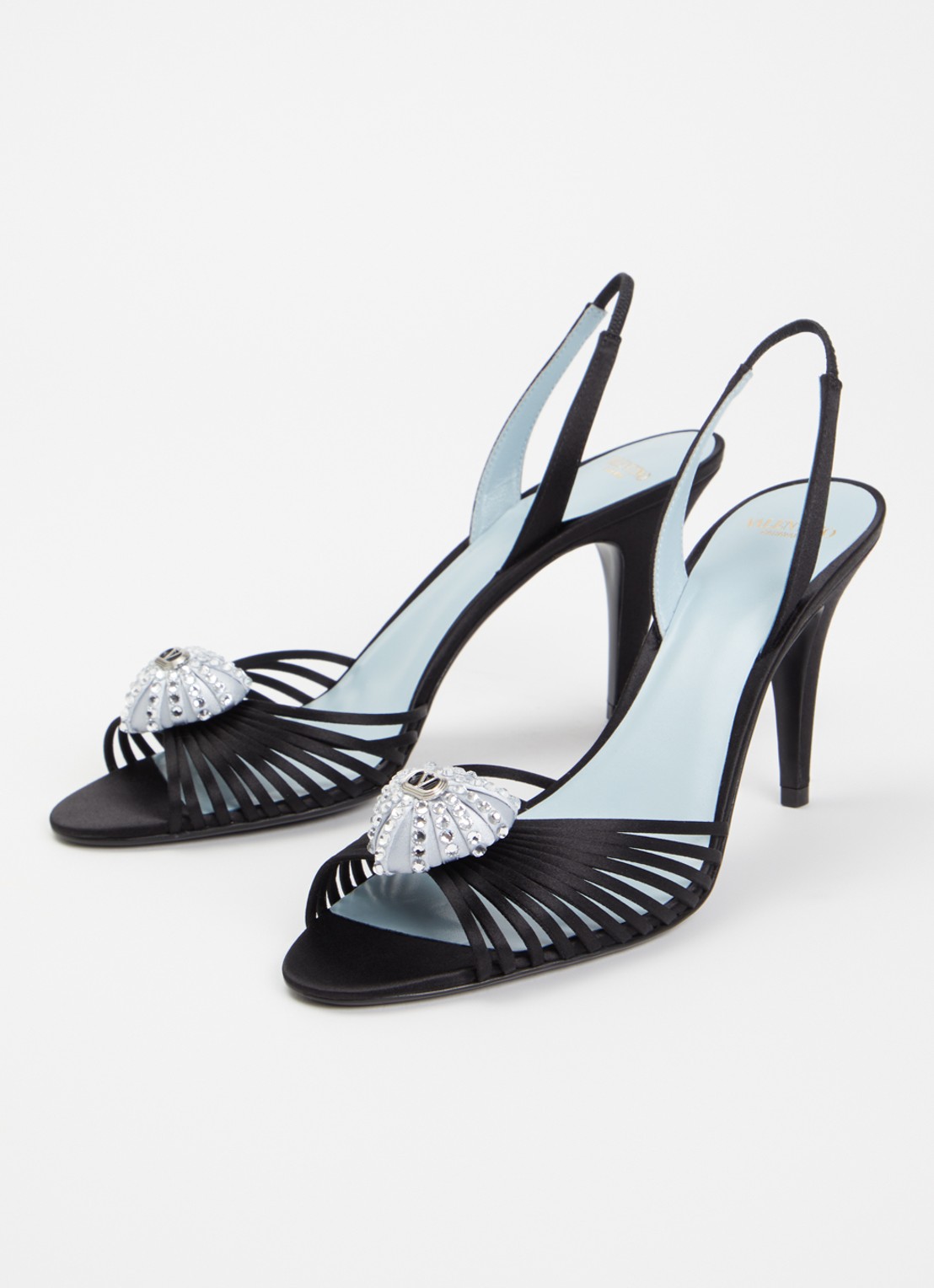 Valentino Garavani Coeur Royal slingback van satijn met applicatie - detail zwart