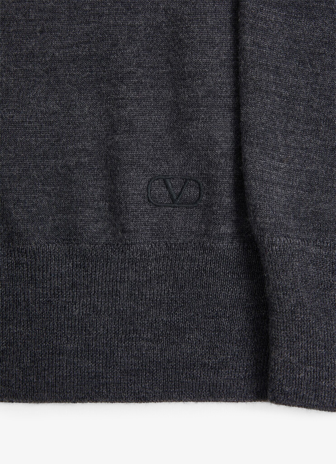 Valentino Garavani Fijngebreide regular fit polo van scheerwol - detail 4 antraciet