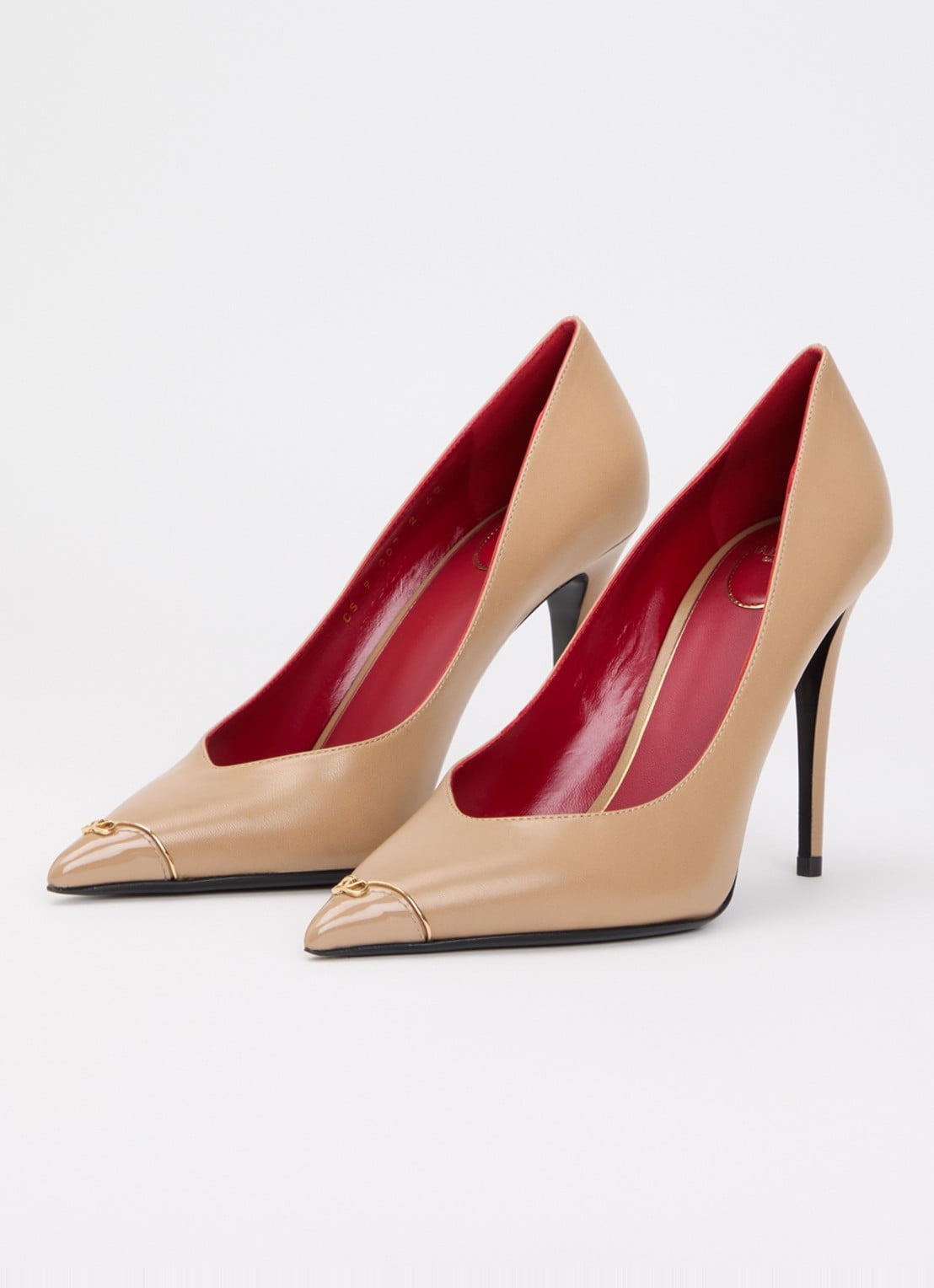 Valentino Garavani Heartip pump van leer - detail 2 camel