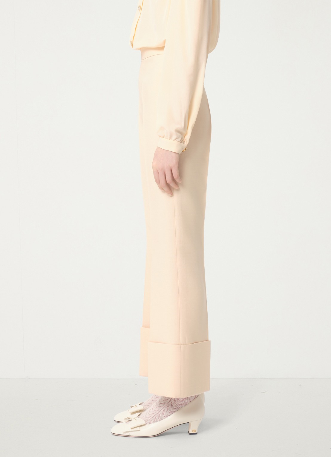 Valentino Garavani High waist bootcut fit pantalon in zijdeblend - detail 4 creme