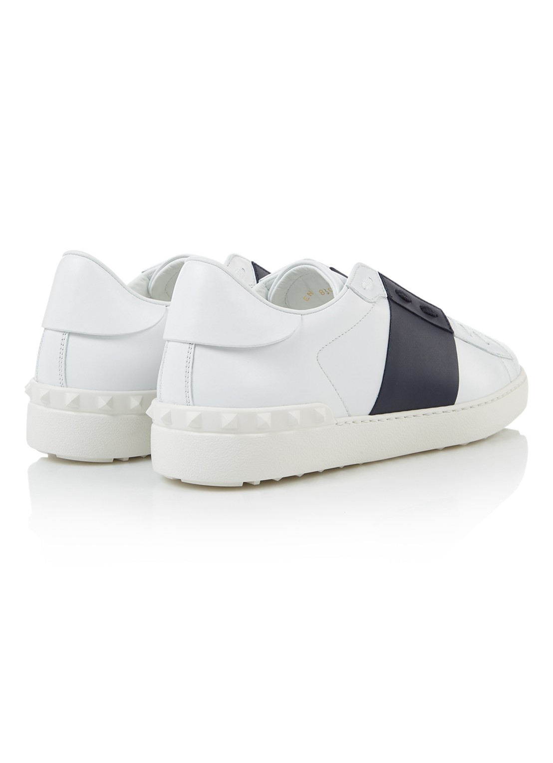 Valentino Garavani Open sneaker van kalfsleer met studs - detail 4 wit