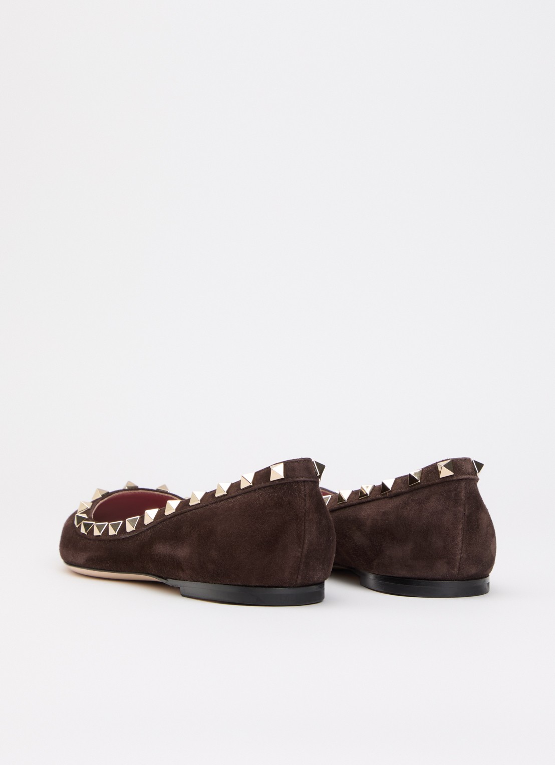 Valentino Garavani Rockstud ballerina van suède met studs - achterkant 5 donkerbruin