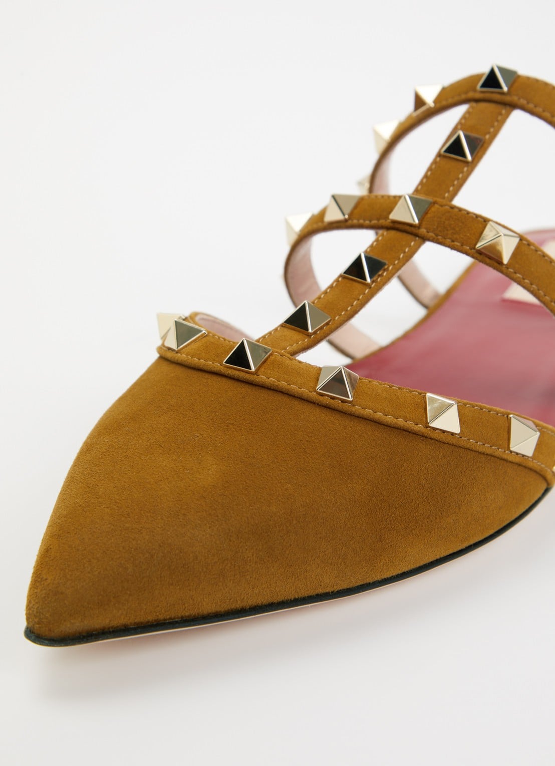 Valentino Garavani Rockstud muiltje van suède met studs - detail 4 zand