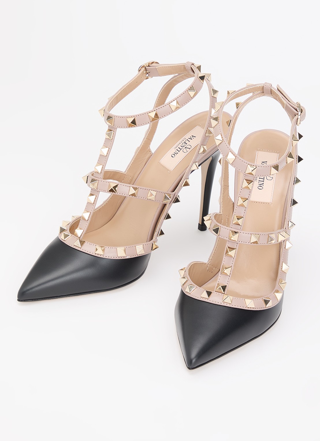 Valentino Garavani Rockstud pump van kalfsleer met studs - detail zwart