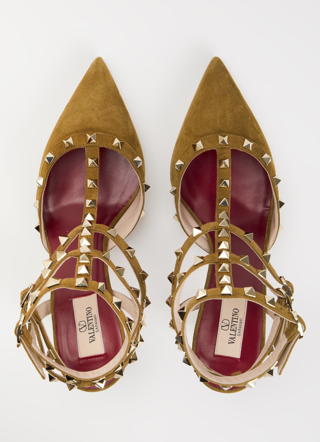Valentino Garavani Rockstud pump van suède met studs - detail 2 khaki