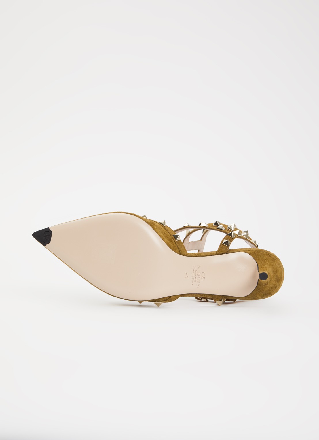 Valentino Garavani Rockstud pump van suède met studs - detail 3 khaki