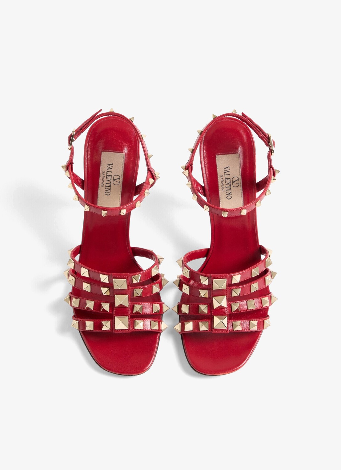 Valentino Garavani Rockstud sandalette van geitenleer met studs - detail rood